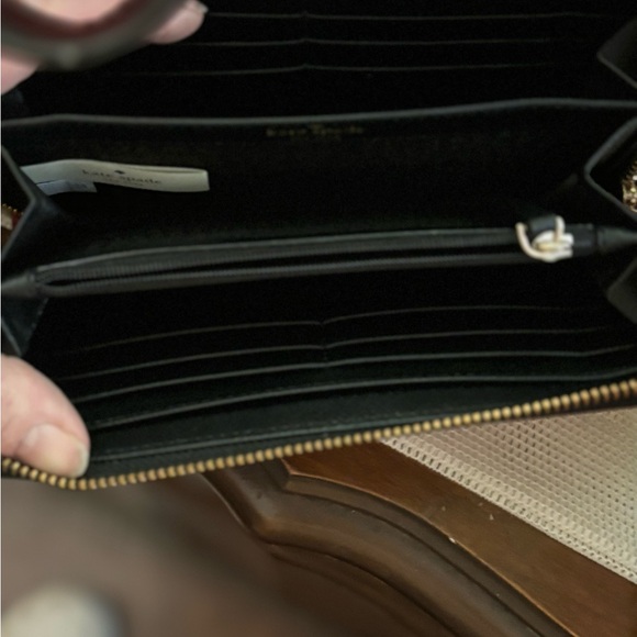 Kate spade red plaid large travel /gym 5 pc. Set tote over night set pristine - Picture 7 of 14